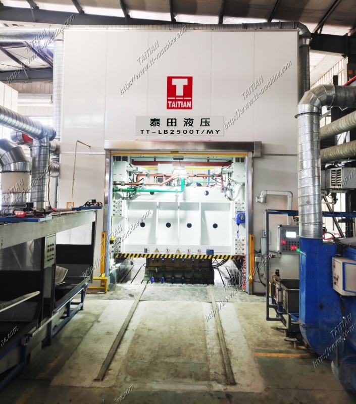 2500T SMC vormiv hüdrauliline press autode salongiosade jaoks